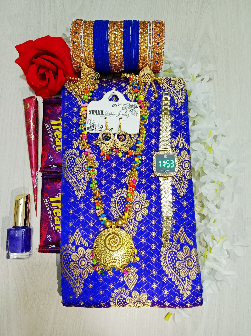 আকর্ষণীয় শাড়ী গিফট কম্ব সেট