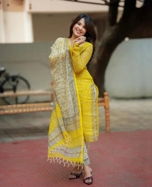 Hot Eid Radymade Three Piece