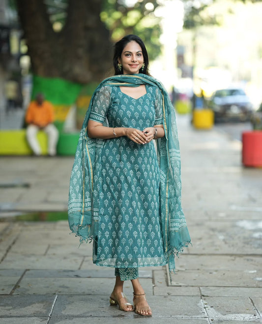 Hot Eid Radymade Three Piece